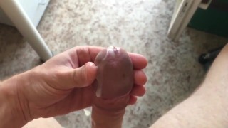 Cumshot in slowmotion