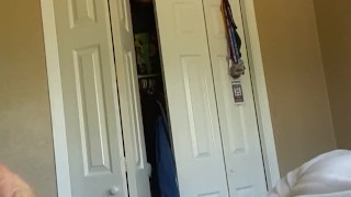 Quick and quiet Cum shot