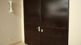 NextDoor Quentin Gainz Taked Delivery Hunks Cock!