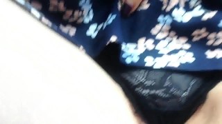 pee in my car' seat!-pipì sul sedile