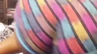 Bend down pause