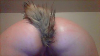 Playing with my buttplug tail