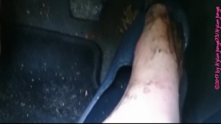 Dreckige Nylonfüsse im Auto ** Pedal Pumping **