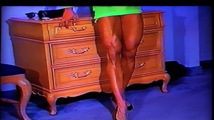 Calves - Extreme Muscular Calves Show in Green Dress and Heels by Ldr ...