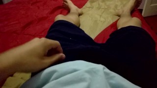 Una rica masturbada en mi casa