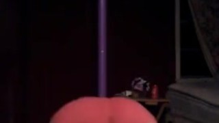 Dani Quinn Striptease