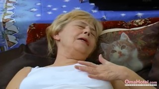 OmaHoteL Homemade Amateur Old Granny Compilation