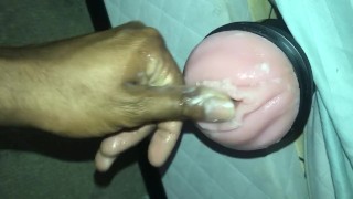 STR8 MARRIED 6’8 BODYBUILDER FUCKS FLESHLIGHT BLAST THICK CUM