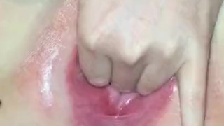 Fingering my juicy pussy and rubbing my clit