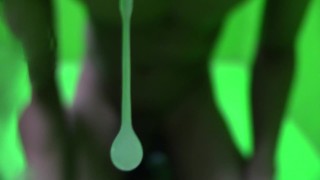 Y la Camara Termina Llena de Leche - And the Camera Ends Full of Milk