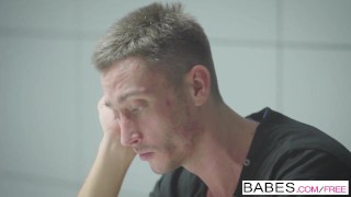 Babes - FBI agent Linda Sweet wants some prison cock