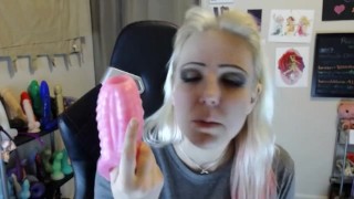 Rio's Reviews: Bad Dragon's Basilisk/Crackers Sheeth