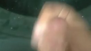 Leche rica en el baño de mi amigo