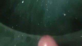 Leche rica en el baño de mi amigo