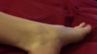 Feet shaking from orgasm