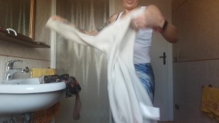 let's change my dress- mi cambio vestito con calze chiare