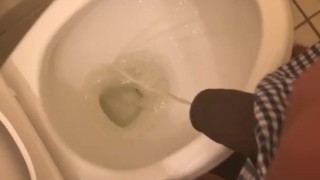 Pissing B4 the Pussy