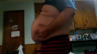 Belly play after a meal