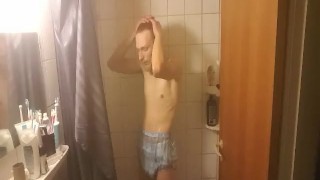 QUICK DIAPER SHOWER