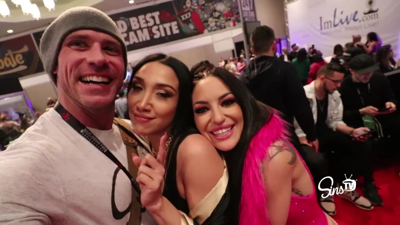 SinsLife - Johnny Sins AVN 2018 Porn Convention!