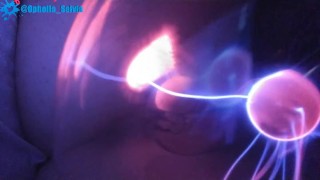 Ophelia Salvia's Pussy vs Plasma Ball