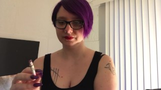 Fake fingernails smoking