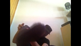 YOUNG GUY PLAYNG WITH FEET IN PURPLE TIGHTS / PANTYHOSE