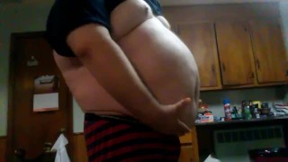 Belly play after a meal