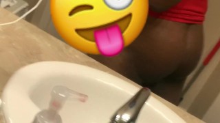 Ass jiggler