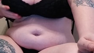 BBW smoking during cam show in sexy bra