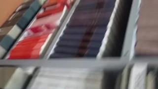 Exhib #3 - Branlette à la bibliothèque