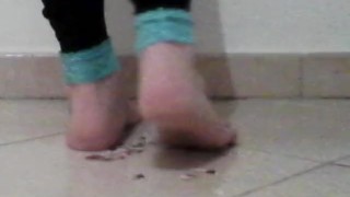GIANT FEET