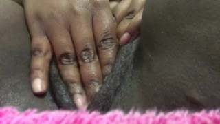 I had to cum one more time after playing with my dildo|Press play