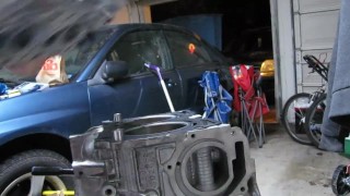 2007 Subaru Impreza Rebuild - Part 3 - How To Put Crankshaft In Block
