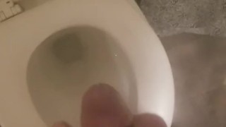 Me cummin in the toilet