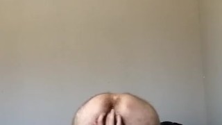 Hairy twink fingers himself