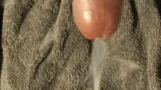 Cumming with a Hitachi Wand