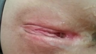 Pussy toying with a squirt