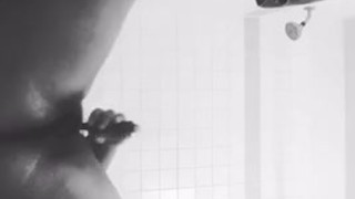 fucking my pussy with a brush