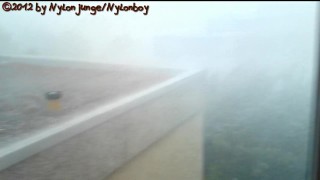 Wichsen beim Unwetter