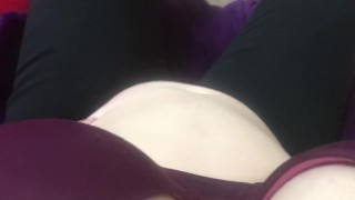 Chubby piggy talks about her tight pants