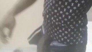 Jamaican cum in public restrooms