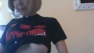 singhiozzo e le tette ballano