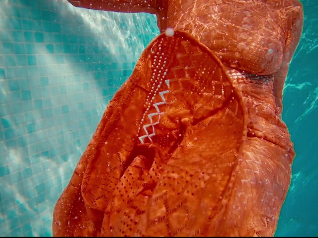 Ginger Girl in Long Red Dress Gets Hairy Pussy Creampie in Swimming Pool -  Free Porn Videos - YouPorn