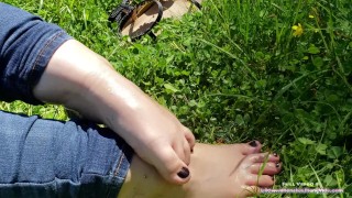 I Want You to Cum ALL Over my Oiled Up Little FEET - PUBLIC foot show!