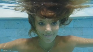 traier: live in the water, love by the moon