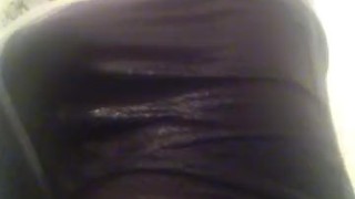 Wetting Entire Left Side Of Undies