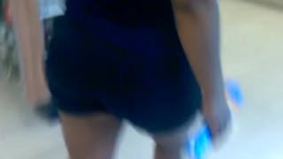 Sexy Puerto Rican thot Rite Aid voyeur shot
