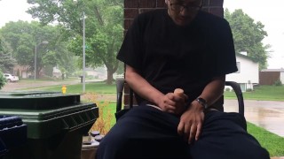 Jerking out outside and cumming