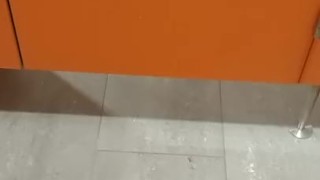 Big cumshot at public toilet